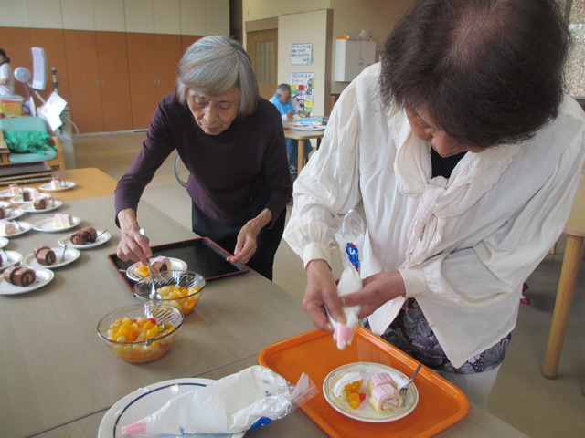 今日はロールケーキの日です！