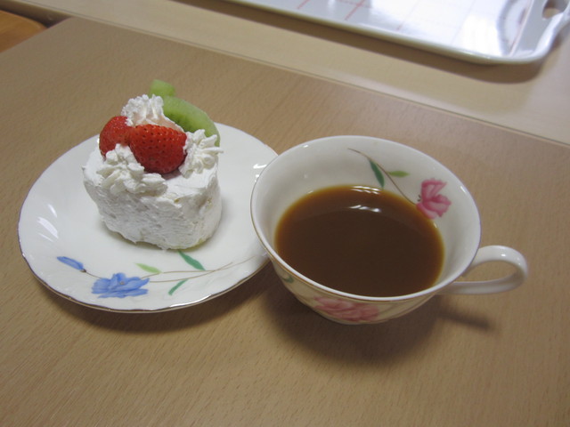 「いちごのケーキ」