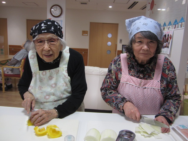 昼食作り