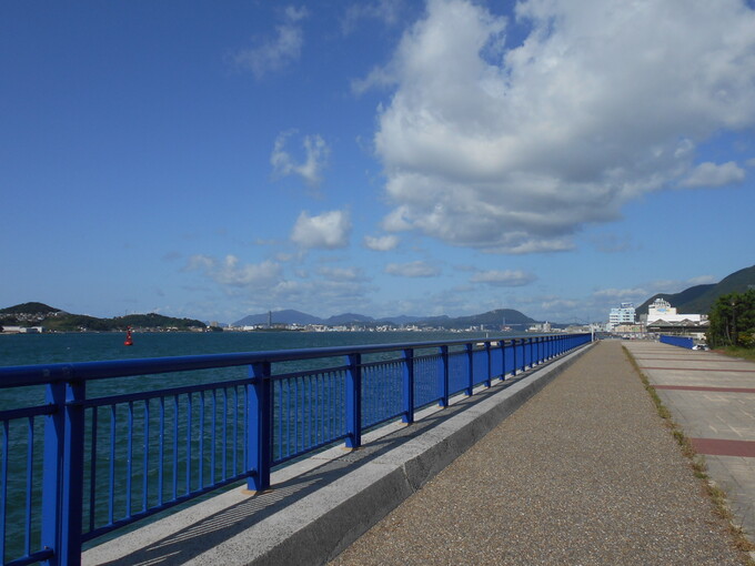 大里海岸緑地から　～初秋～