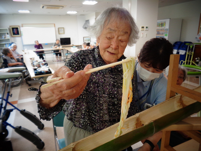 そうめん流し（グループホーム）