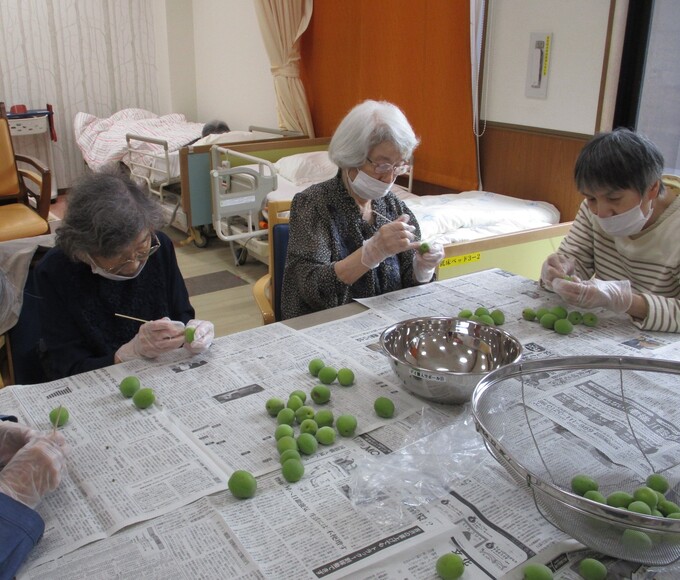 デイサービス　☆梅ジュース作り☆彡①