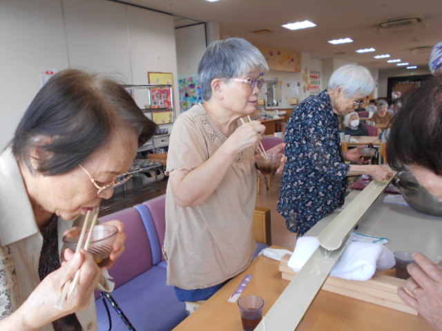 そうめん流し（デイサービス）
