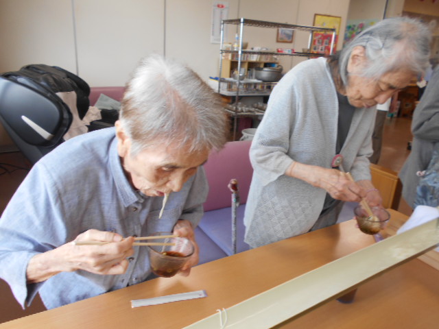 そうめん流し（デイサービス）